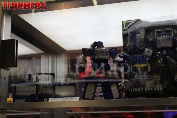 SDCC 2016   Generations Platinum Series And Titans Return Preview Night Display 109 (109 of 157)